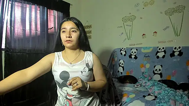 Snapshot of litle_mily_ chatting on 02-01-25, 10:02 litle mily online show from 02-01-25, 10:02