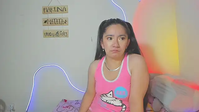 Snapshot of litle_mily_ chatting on 10-04-25, 12:08 litle mily online show from 10-04-25, 12:08
