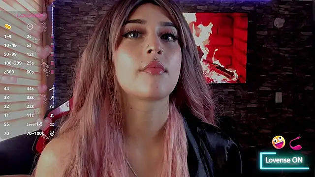 Charlotte greys online show from 01-08-26, 08:22