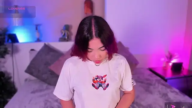 Lee Ash online show from 01-15-26, 04:17