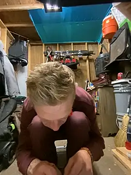 bentoverblonde online show from 10-31-25, 06:47