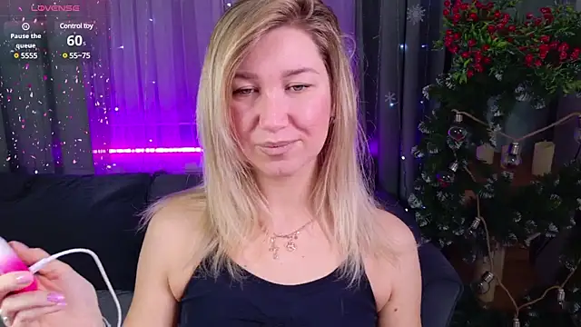 MilaBott online show from 01-07-25, 07:42