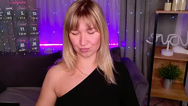 MilaBott online show from 02-18-25, 07:09