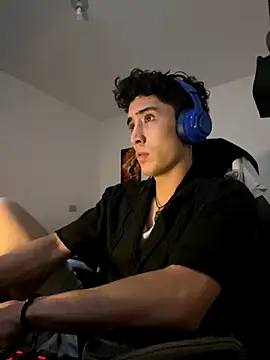 gojo satoru 18 online show from 12-05-25, 08:38