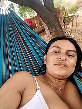 Horny-Mommy-Dirty online show from 03-15-25, 10:33