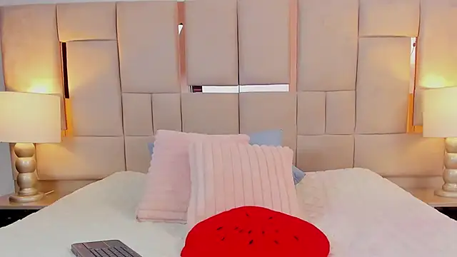 Ariana Lu online show from 01-30-25, 10:50