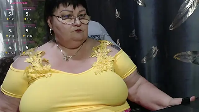 Snapshot of Goddess57 chatting on 10-30-25, 07:43 Goddess57 online show from 10-30-25, 07:43