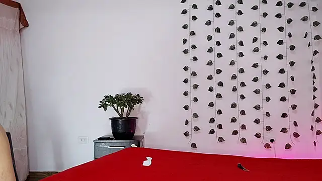 hotlatin92 online show from 02-16-25, 02:09