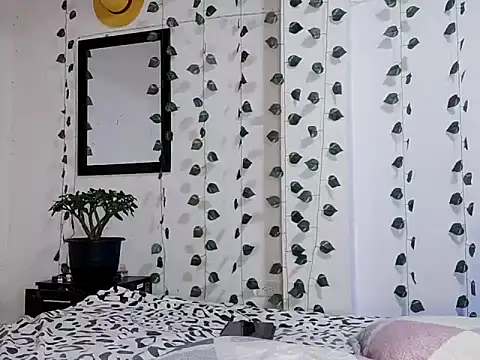 hotlatin92 online show from 03-14-25, 03:26