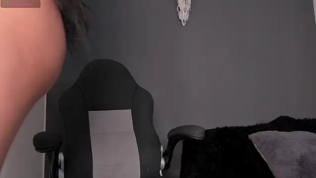 Aliz01 online show from 01-21-25, 11:34