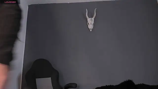 Aliz01 online show from 02-01-25, 02:26