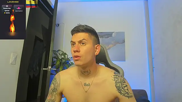 Yeiko Romero  online show from 10-27-25, 06:56