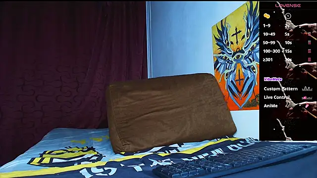 Thomass00 online show from 10-24-25, 12:19