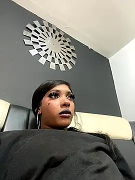 TIFFANYYSTAR online show from 10-10-25, 03:11