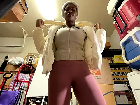 wynterheat online show from 12-23-25, 07:39