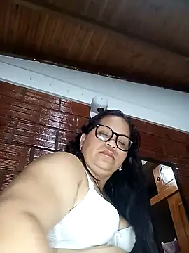 Snapshot of Sikiu_40 chatting on 02-04-25, 08:56 Sikiu 40 online show from 02-04-25, 08:56