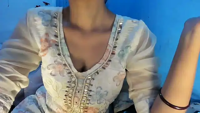 aarjulove online show from 12-04-25, 09:40