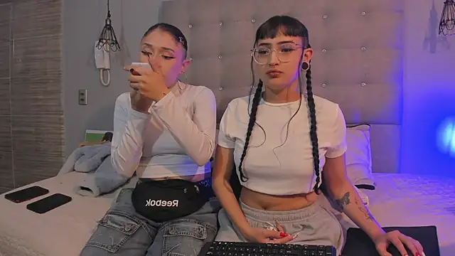 Zowi Hottiee online show from 01-08-25, 09:12