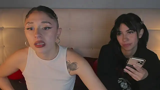 Zowi Hottiee online show from 03-20-25, 03:34