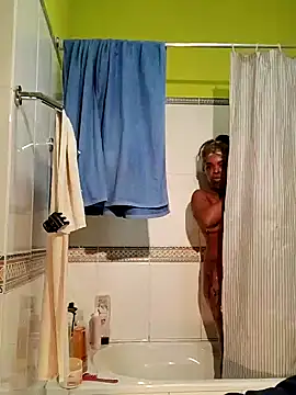 Snapshot of Casaltesudex chatting on 02-06-25, 02:11 Casaltesudex online show from 02-06-25, 02:11