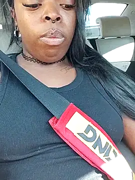 Snapshot of Casaltesudex chatting on 10-12-25, 02:27 Casaltesudex online show from 10-12-25, 02:27