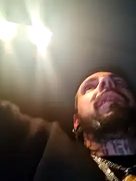 Snapshot of Casaltesudex chatting on 11-28-25, 11:07 Casaltesudex online show from 11-28-25, 11:07