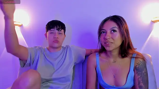 violet casper  online show from 10-20-25, 04:35