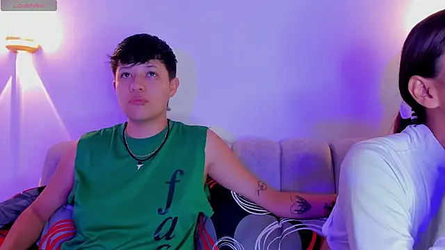 violet casper  online show from 11-13-25, 06:34