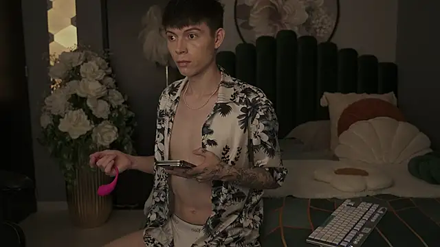 Snapshot of IsmaelRichardson chatting on 03-21-25, 05:02 IsmaelRichardson online show from 03-21-25, 05:02