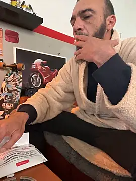 donnuozfutura online show from 02-01-25, 12:16