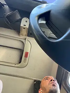 donnuozfutura online show from 10-27-25, 08:51