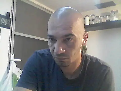 donnuozfutura online show from 11-06-25, 05:41