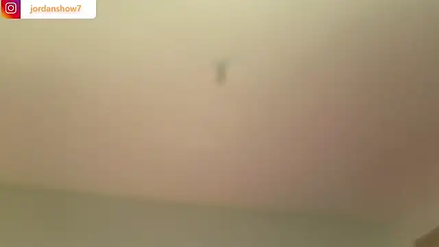 Snapshot of JordanShow chatting on 02-17-26, 11:33 JordanShow online show from 02-17-26, 11:33