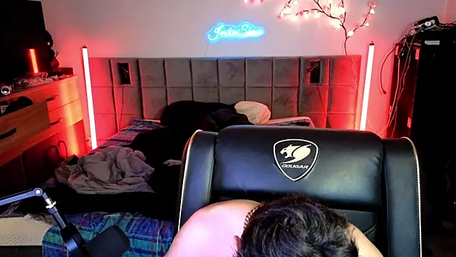 Snapshot of JordanShow chatting on 03-30-26, 04:57 JordanShow online show from 03-30-26, 04:57