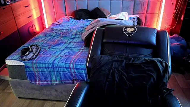 Snapshot of JordanShow chatting on 03-31-26, 07:09 JordanShow online show from 03-31-26, 07:09