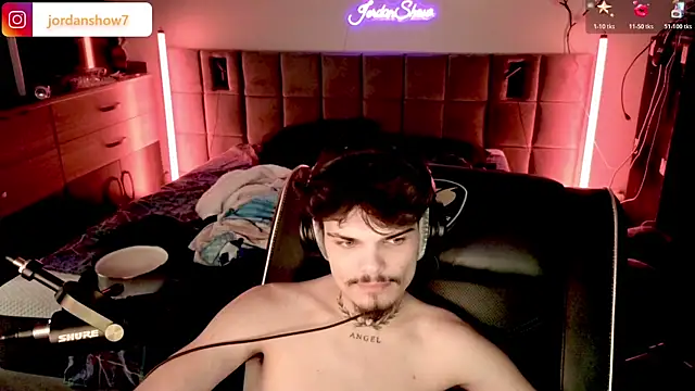 Snapshot of JordanShow chatting on 04-02-26, 08:39 JordanShow online show from 04-02-26, 08:39