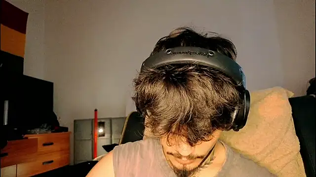 Snapshot of JordanShow chatting on 04-16-26, 10:05 JordanShow online show from 04-16-26, 10:05