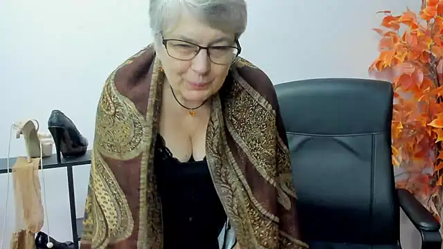 IrisDream online show from 02-11-25, 01:41