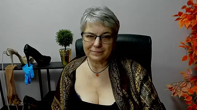 IrisDream online show from 02-25-25, 02:00
