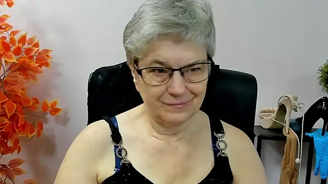 IrisDream online show from 09-15-25, 06:24