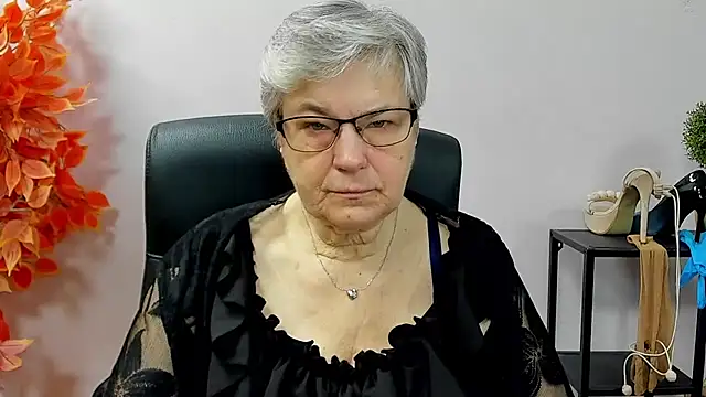 IrisDream online show from 11-27-25, 07:21