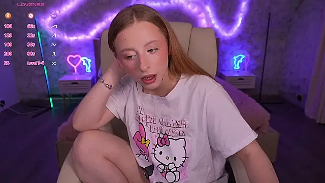 SilverrMoon online show from 02-24-25, 08:25