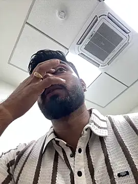 hotboysammy online show from 12-17-24, 11:28