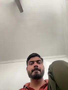 hotboysammy online show from 01-01-25, 07:09