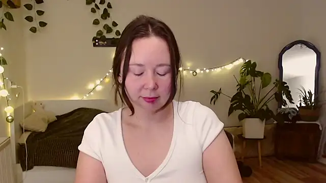 nextdoorbabygirl online show from 10-12-25, 07:24