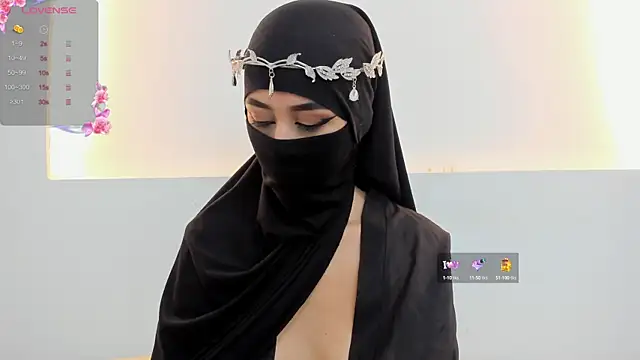 Snapshot of iiris_ chatting on 12-20-24, 12:05 iiris online show from 12-20-24, 12:05