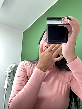 iiris  online show from 11-25-25, 03:23