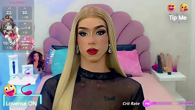 Snapshot of briana_sex32 chatting on 10-31-25, 02:40 briana sex32 online show from 10-31-25, 02:40