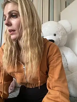 Liya my online show from 10-17-25, 11:57