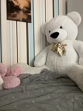 Liya my online show from 11-25-25, 10:43